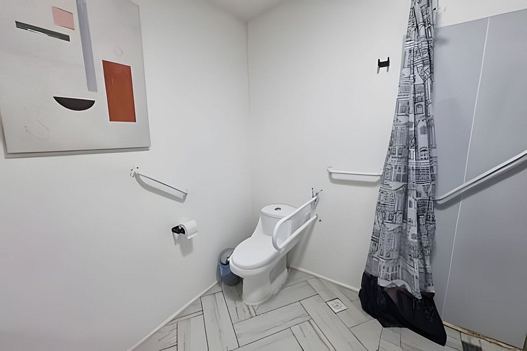 6 Acceso Universal + Confort + Wifi + calef. cent.